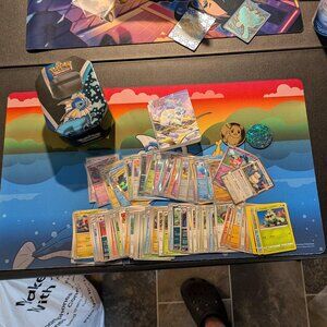 Pokemon TCG - 150 random Pokemon cards with accessories